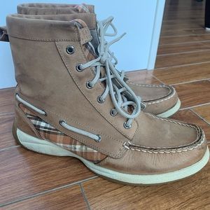 Sperry Top Sliders Plaid Pink Boots Size 8